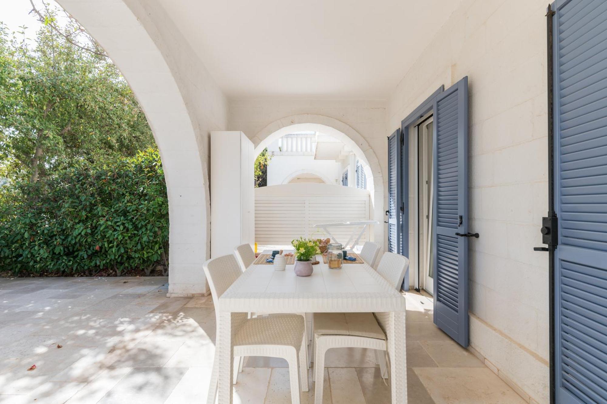 Apartment Dimore Lucalorenzo *